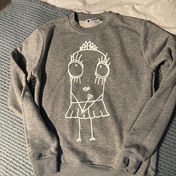 Qypster princess sweatshirt size medium - Picture 8 of 12